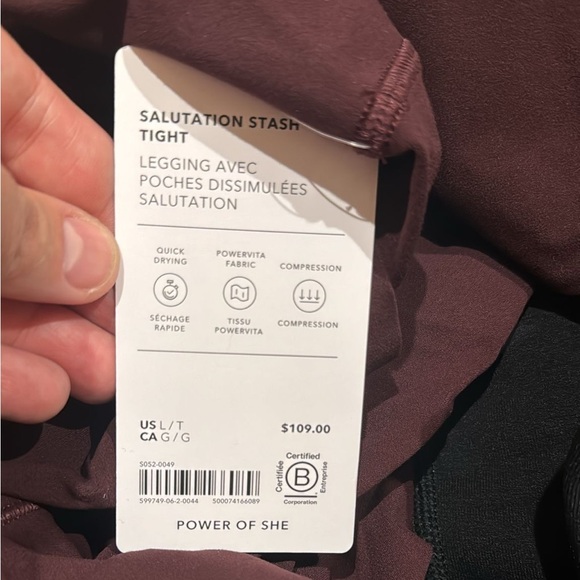 Athleta SALUTATION STASH HIGH RISE LEGGING // Spiced Cabernet #599749 - Picture 10 of 16